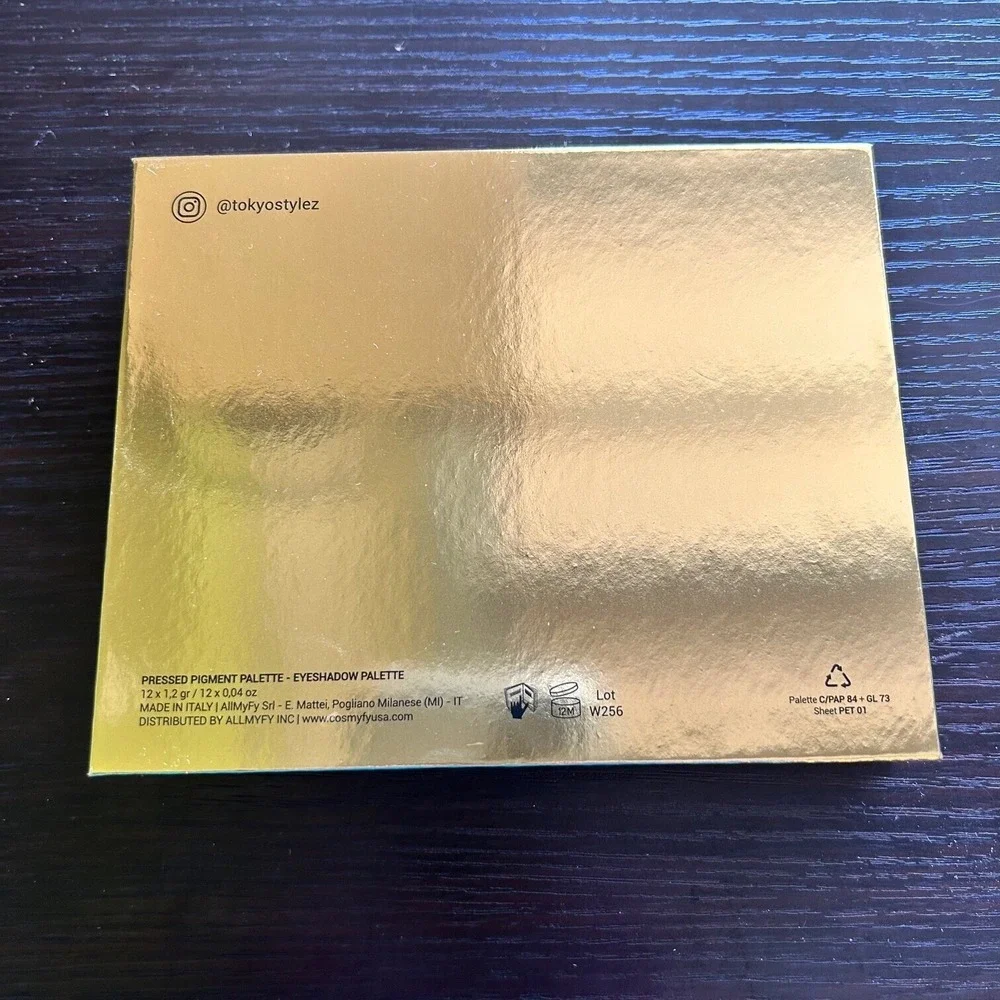 Mama Mia Cosmetics Eyeshadow Palette‎ Pressed Pigment Makeup Cosmyfy New in Box